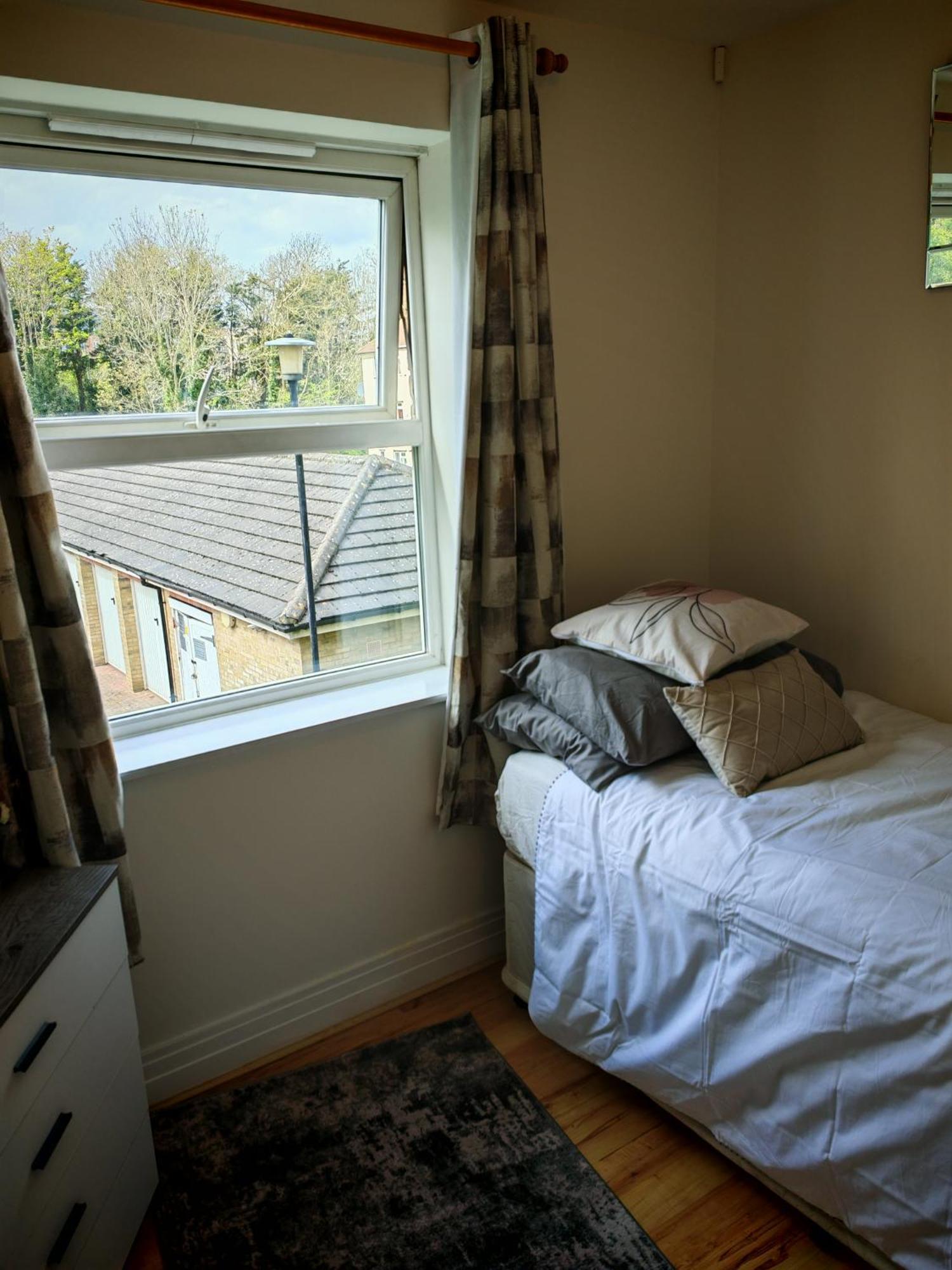 Spacious & Cosy Double And Single Bedrooms Close To Hendon & Colindale Tube Stations Exterior foto